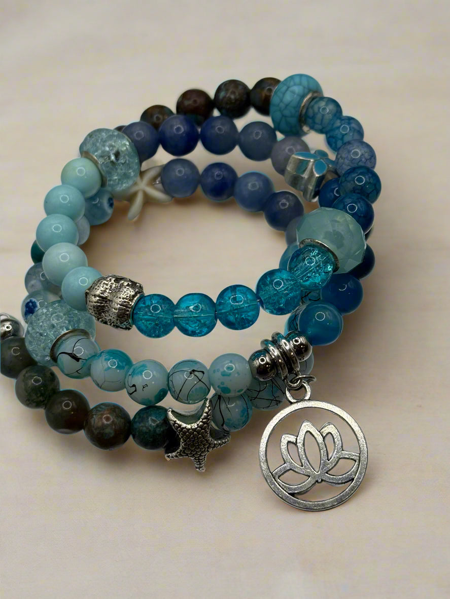 Oceanic Calm Memory Wire Bracelet - Blue Aventurine, Crackle Agate and Glass